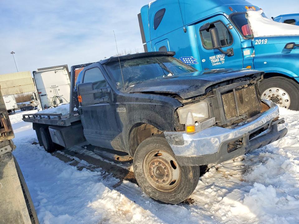 1999 Ford F450 Super Duty Rollback Truck
