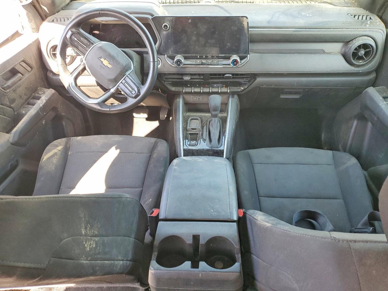 2025 Chev Colorado