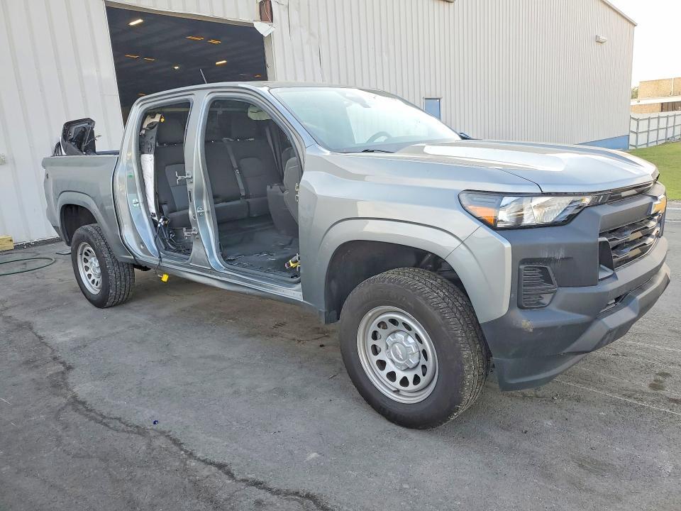 2025 Chev Colorado