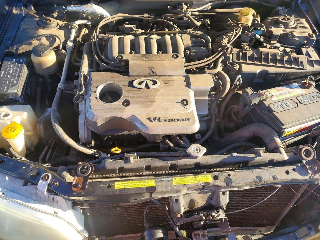 2001 Infiniti I30