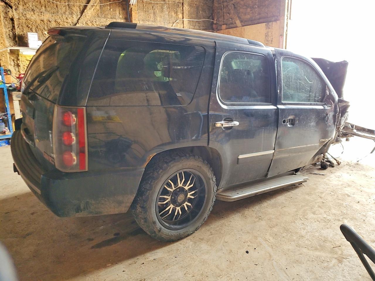 2010 GMC Yukon Denali