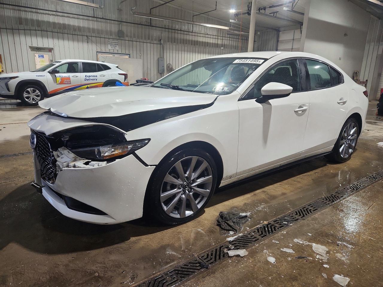 2022 Mazda 3 Select