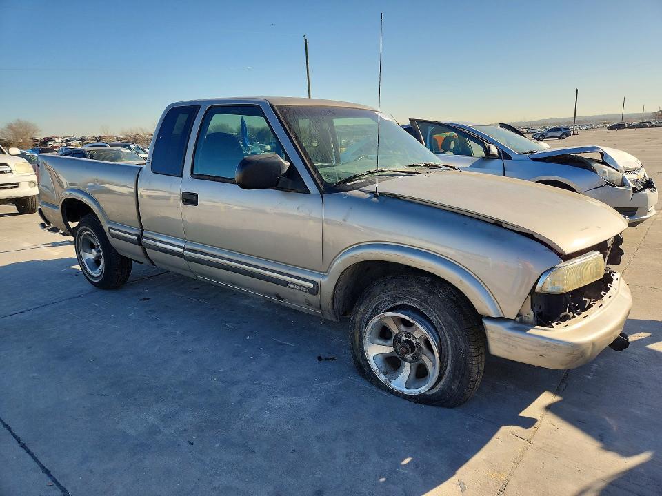 2001 Chevrolet S Truck S10