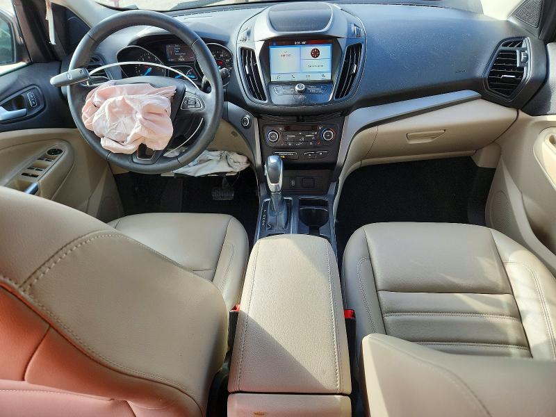 2019 Ford Escape sel