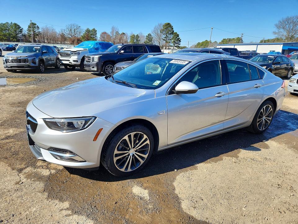 2018 Buick Regal Essence