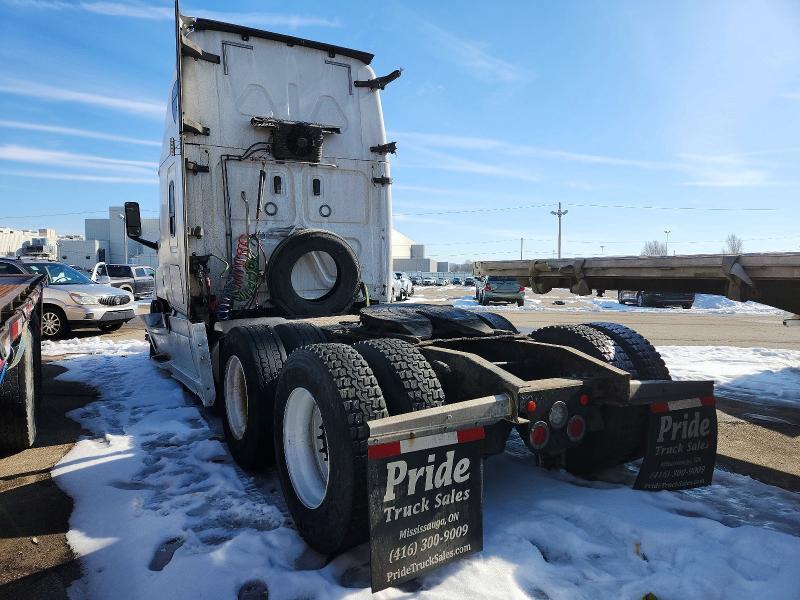2018 Freigliner 2018 Freightliner Cascadia 126 Semi Truck
