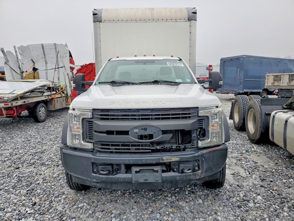 2019 Ford F450 Super Duty box Truck