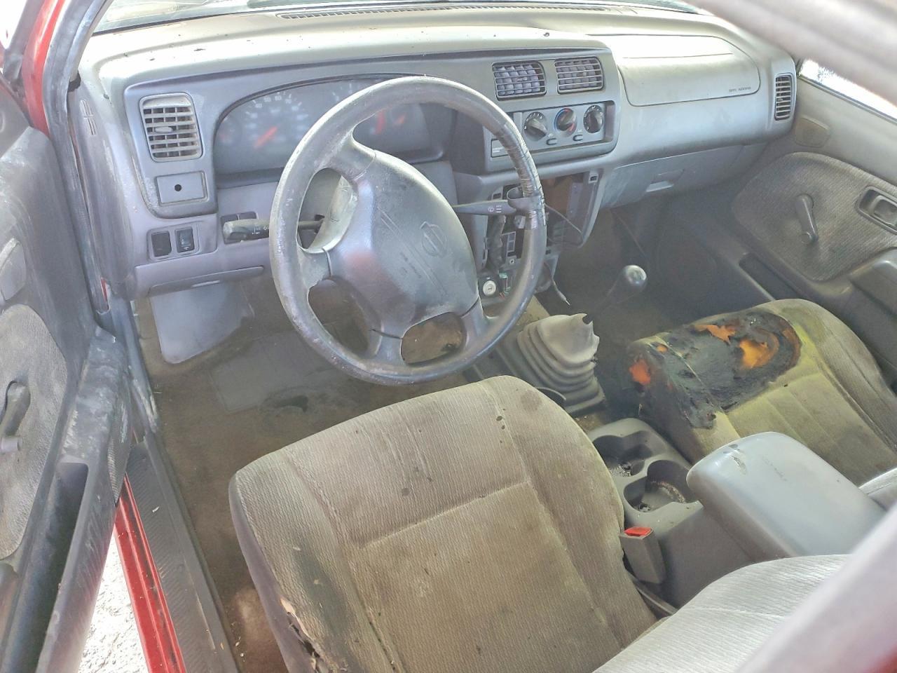 2000 Niss Frontier
