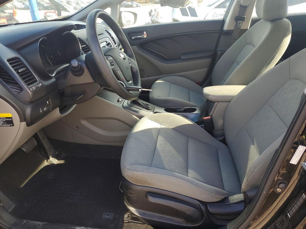 2016 KIA Forte lx