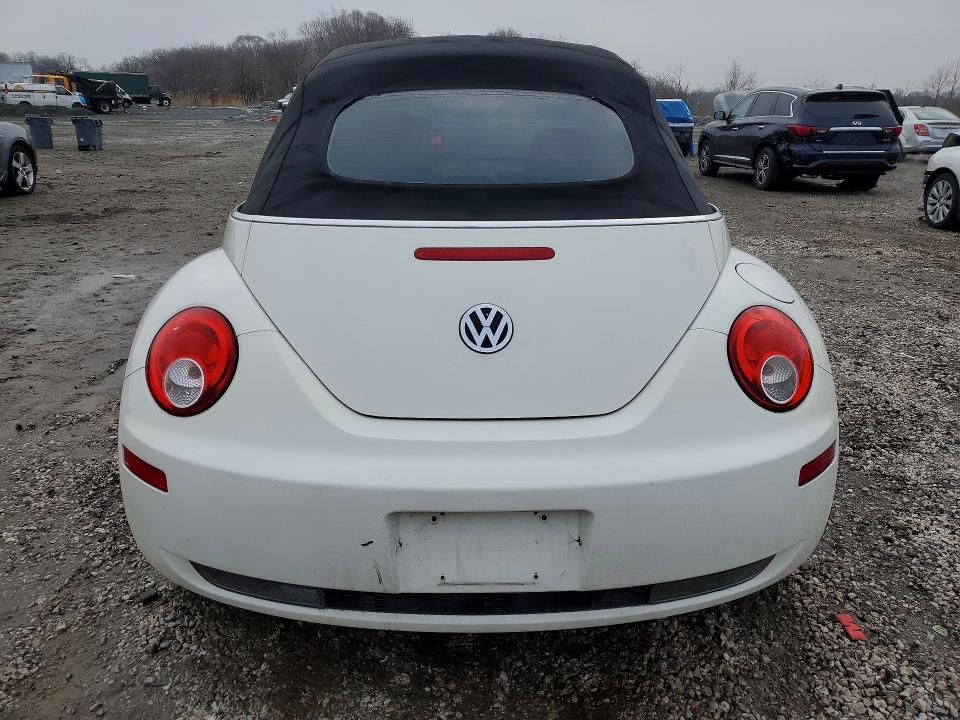 2007 Volkswagen New Beetle Triple White