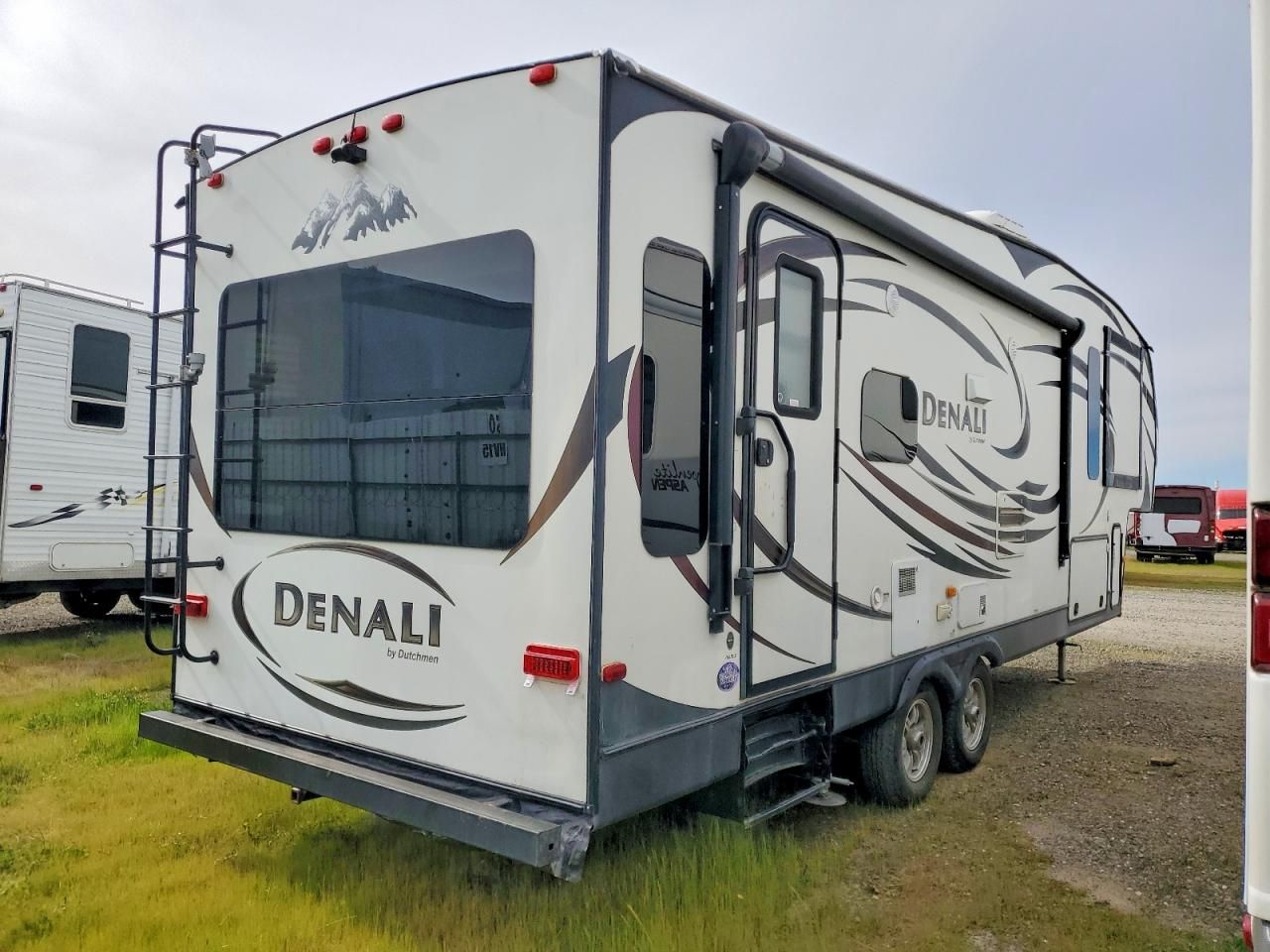 2014 Denali 2014 Dutchmen Denali 262RLX Camper