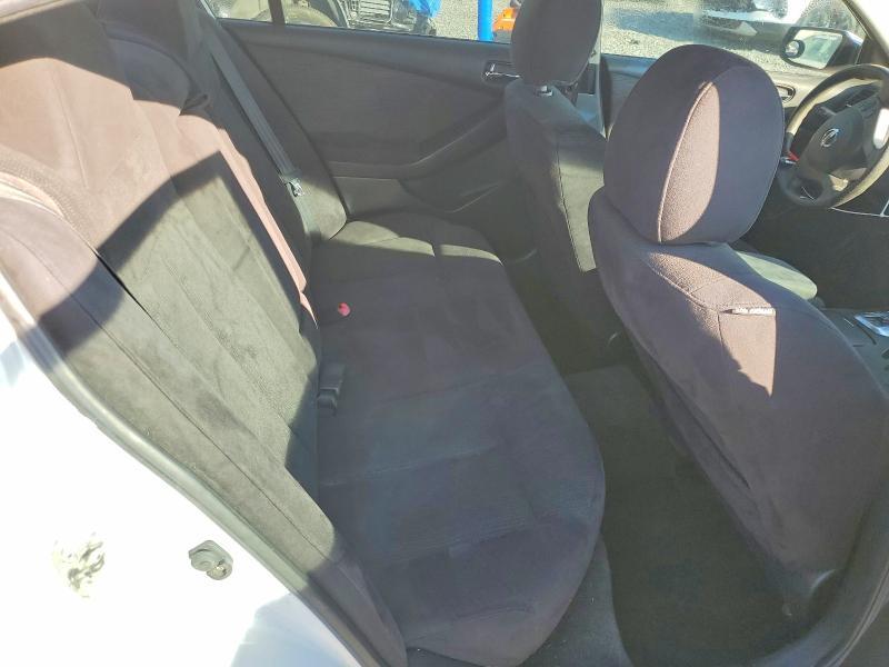 2011 Nissan Altima Base