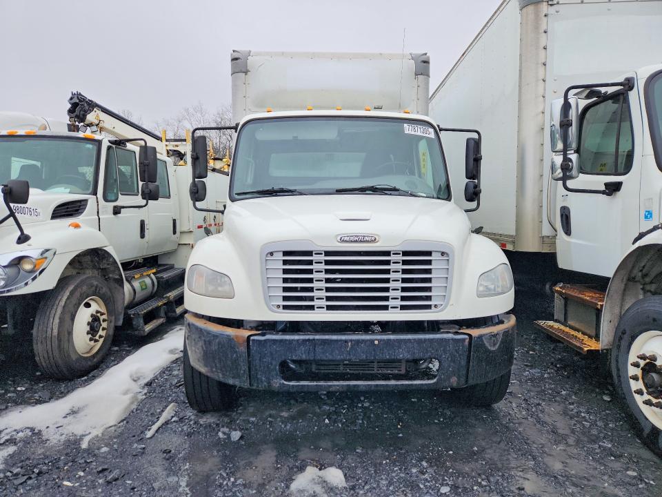 2020 Freightliner M2 106 Med-box Truck