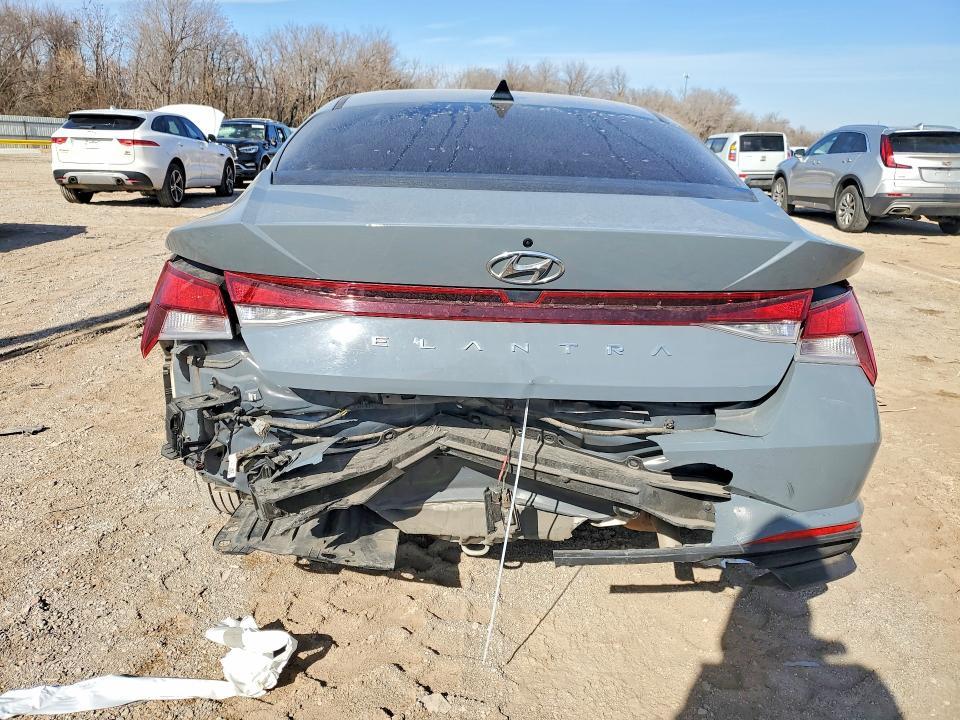 2021 Hyundai Elantra se