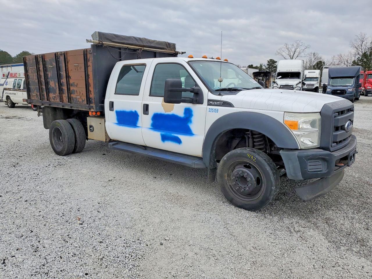 2015 Ford F450 Super Duty Flatbed Truck