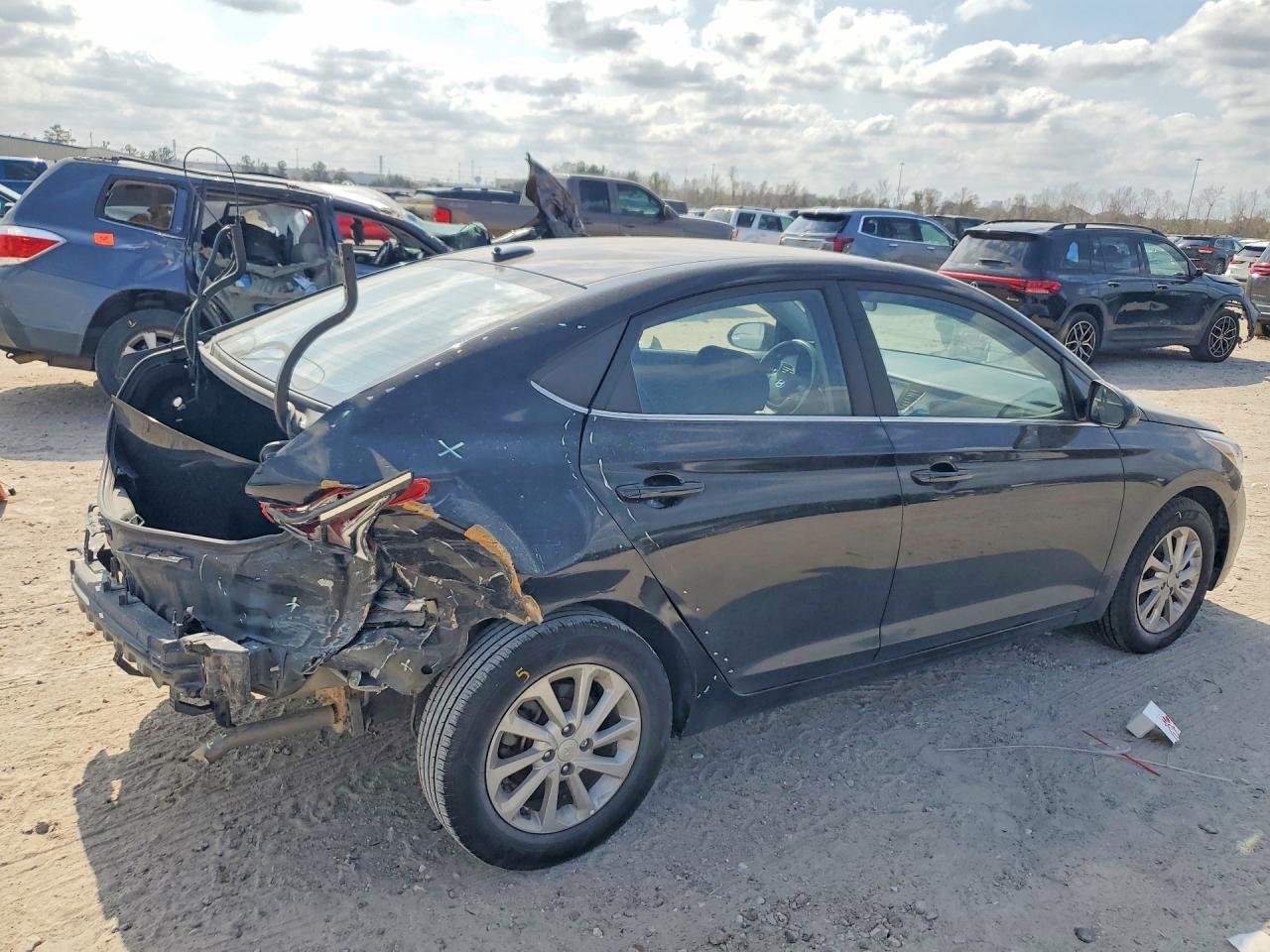 2020 Hyundai Accent sel