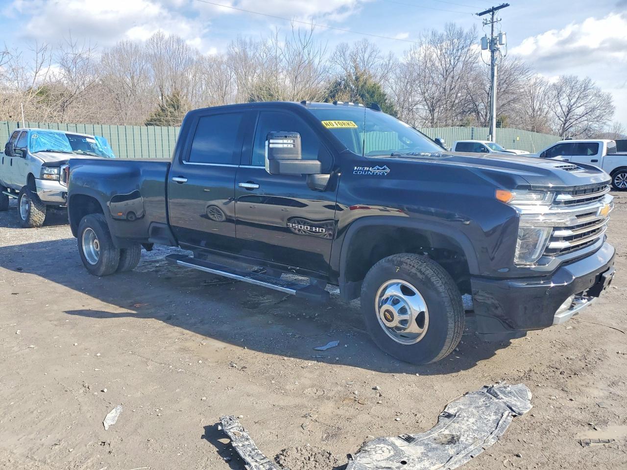 2022 Chevrolet Silverado K3500 High Country