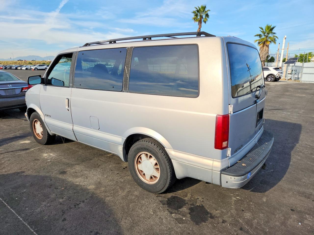 2000 Chevrolet Astro