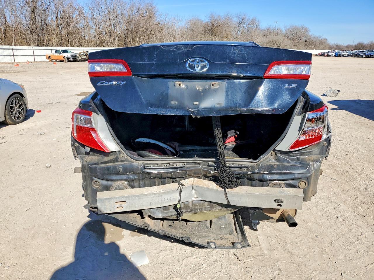 2014 Toyota Camry l
