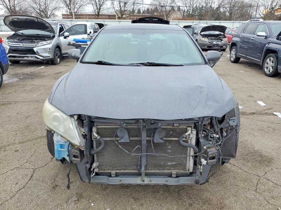 2010 Toyota Camry Hybrid Base