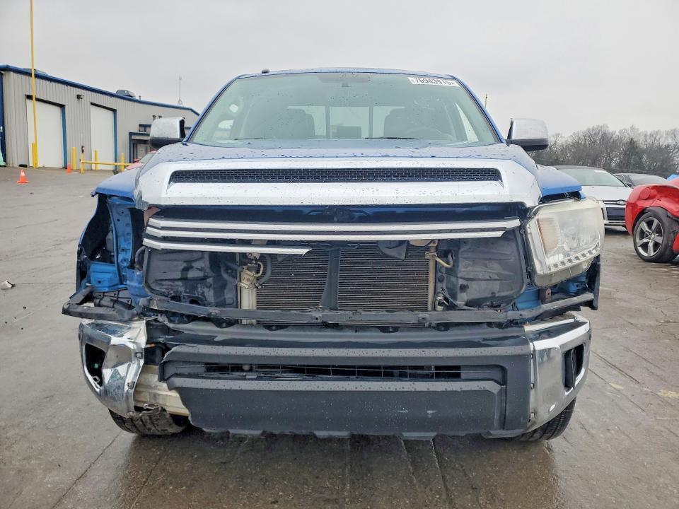 2016 Toyota Tundra Double cab Limited