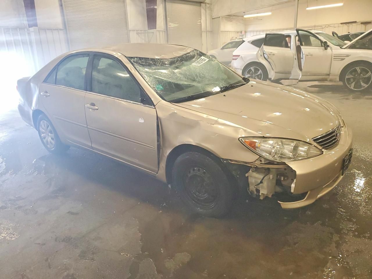 2005 Toyota Camry le