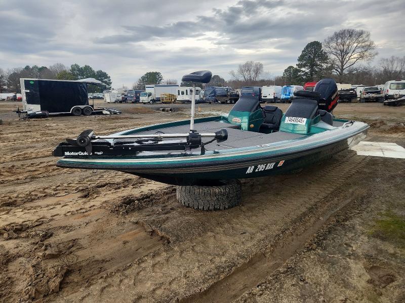 1999 Sket Boat With Trailer