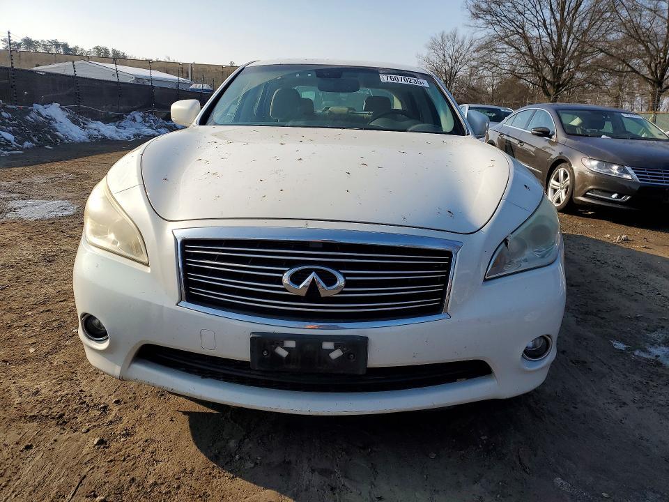 2011 Infiniti M37 x