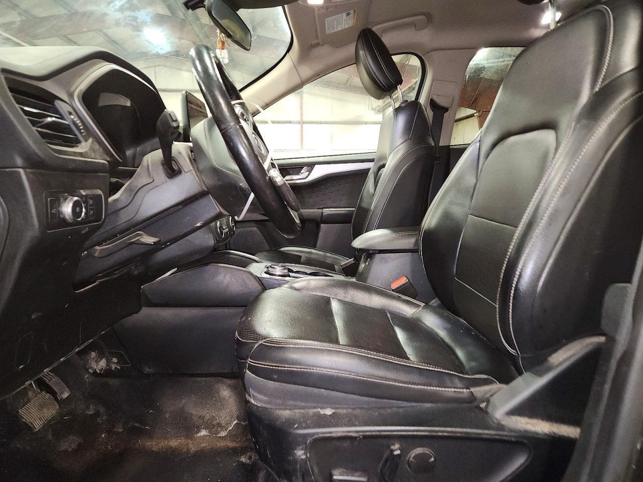 2020 Ford Escape sel