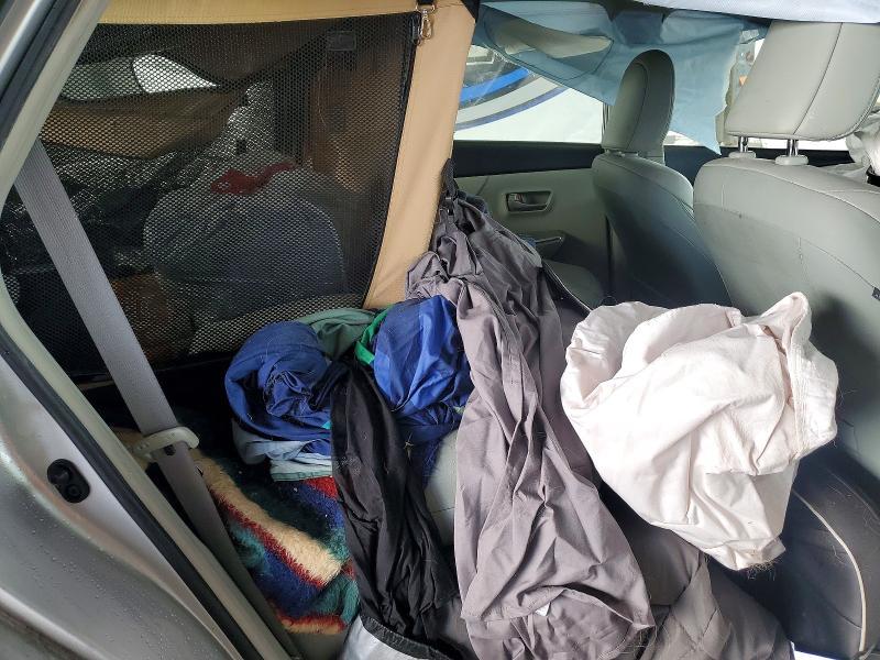 2013 Toyota Prius v Five