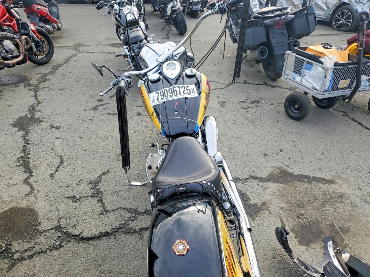 2000 Indian Motorcycle Co. Chief