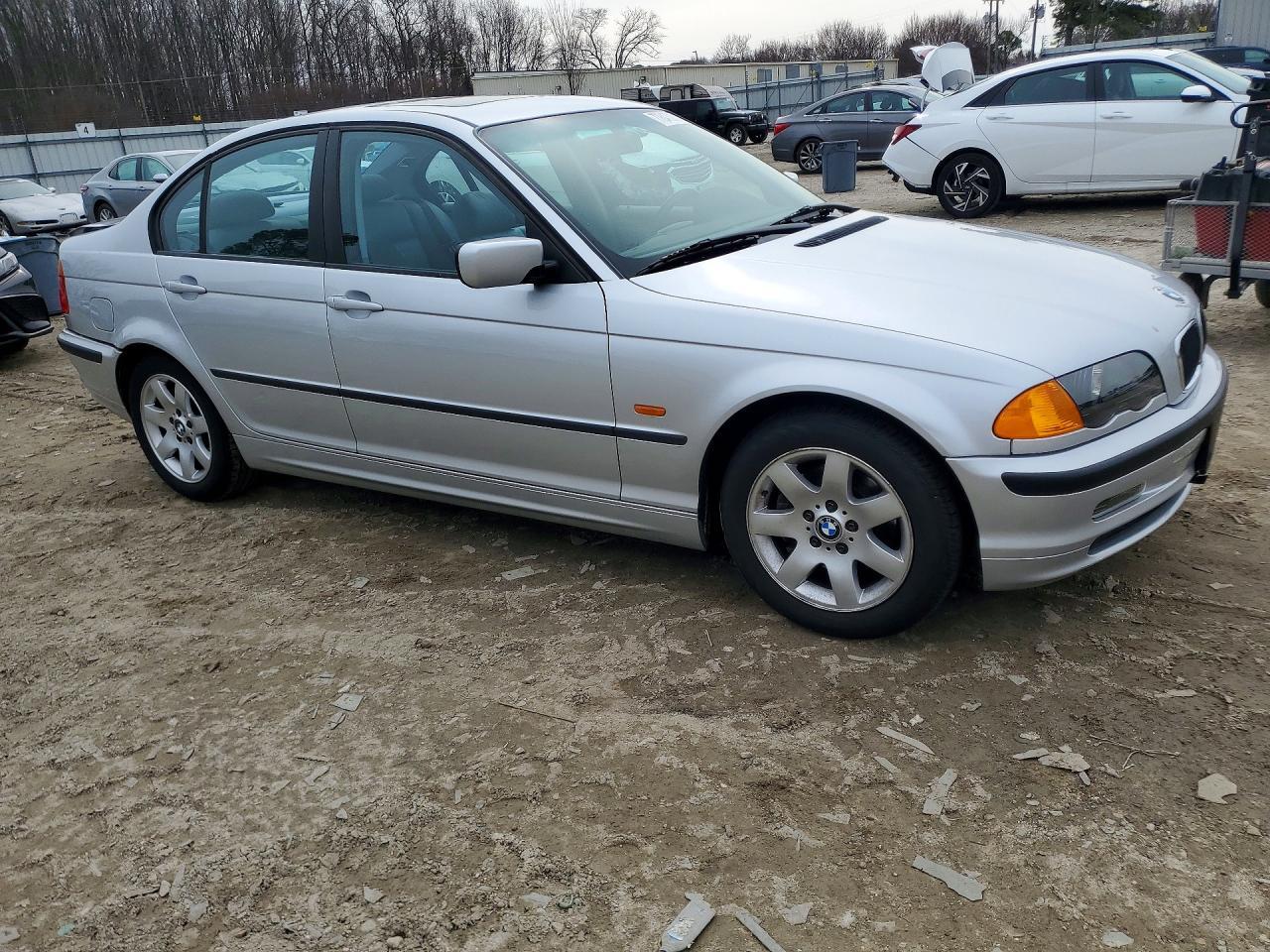 2001 BMW 325 i