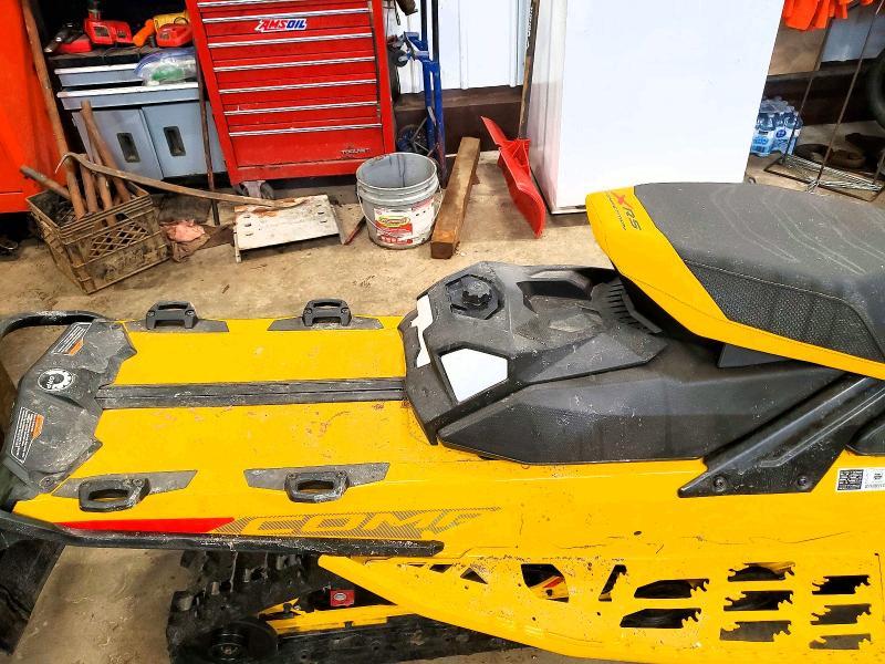 2024 Skidoo 2024 Skidoo Mxzrs