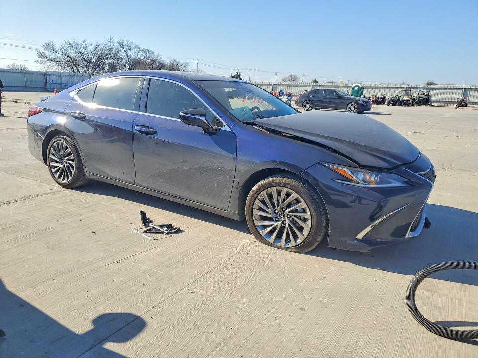 2025 Lexus Es 300h Luxury