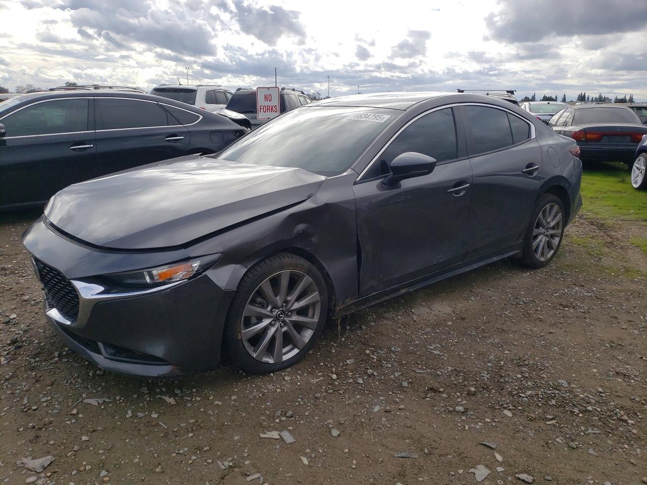 2019 Mazda 3 Preferred