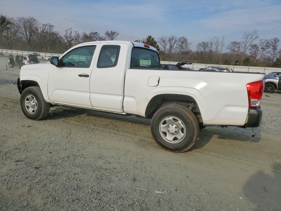 2017 Toyota Tacoma SR