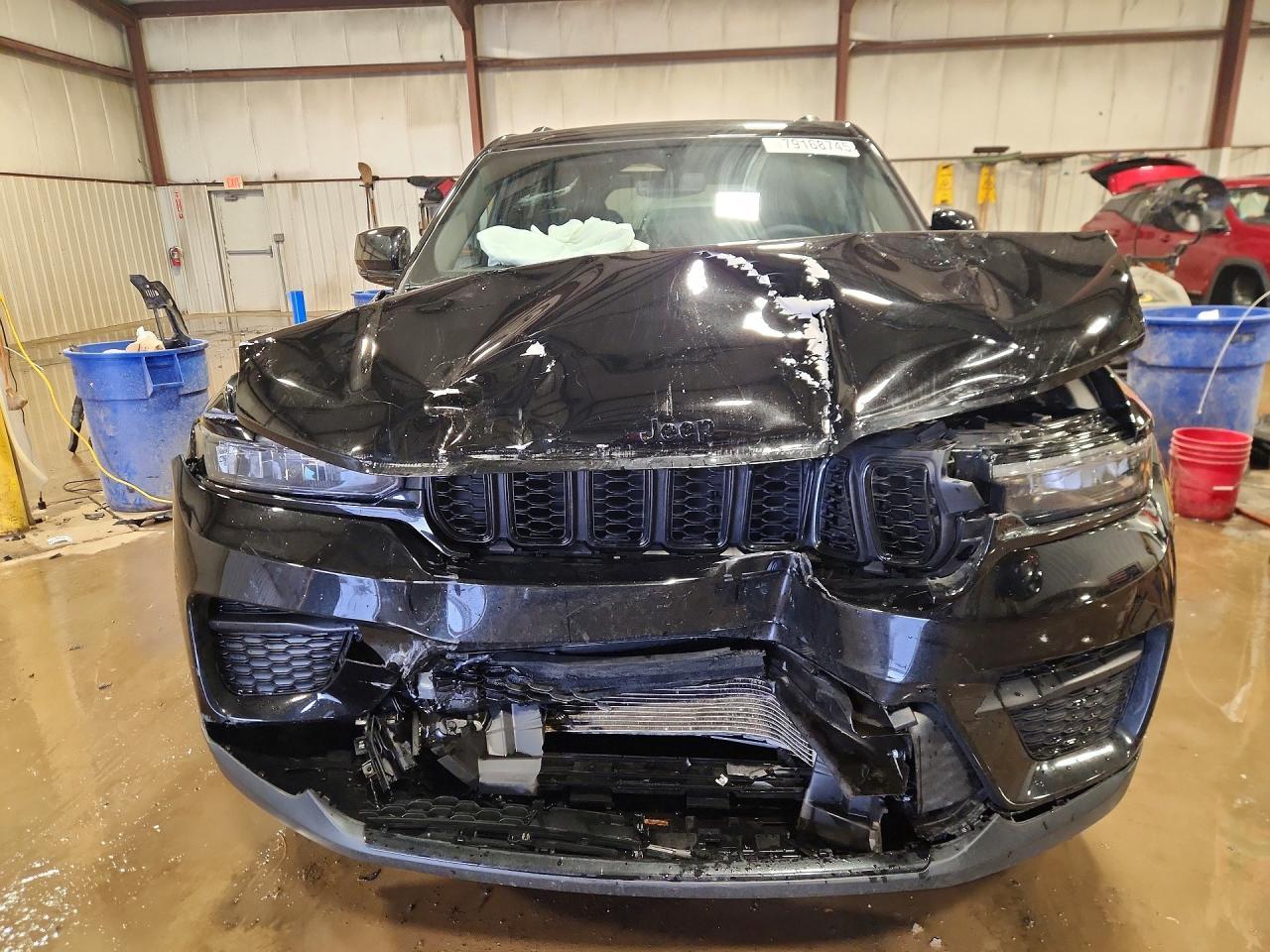 2024 Jeep Grand Cherokee Laredo