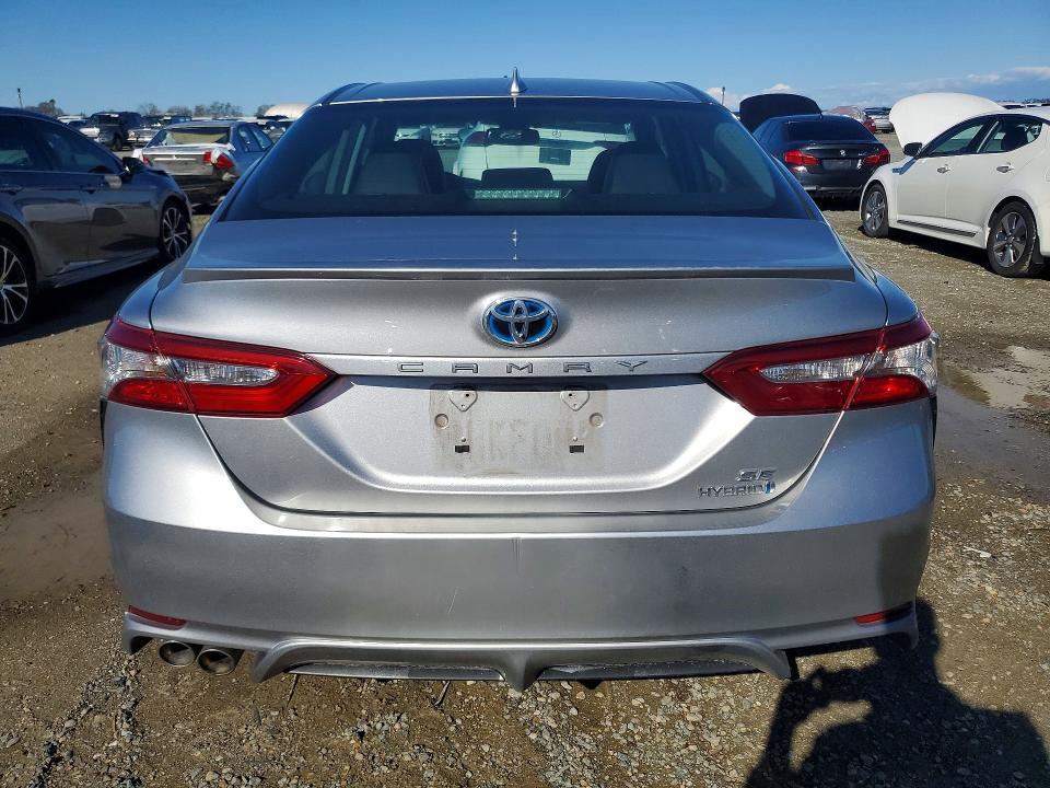 2019 Toyota Camry Hybrid