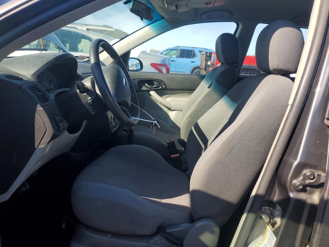 2005 Ford Focus ZX5