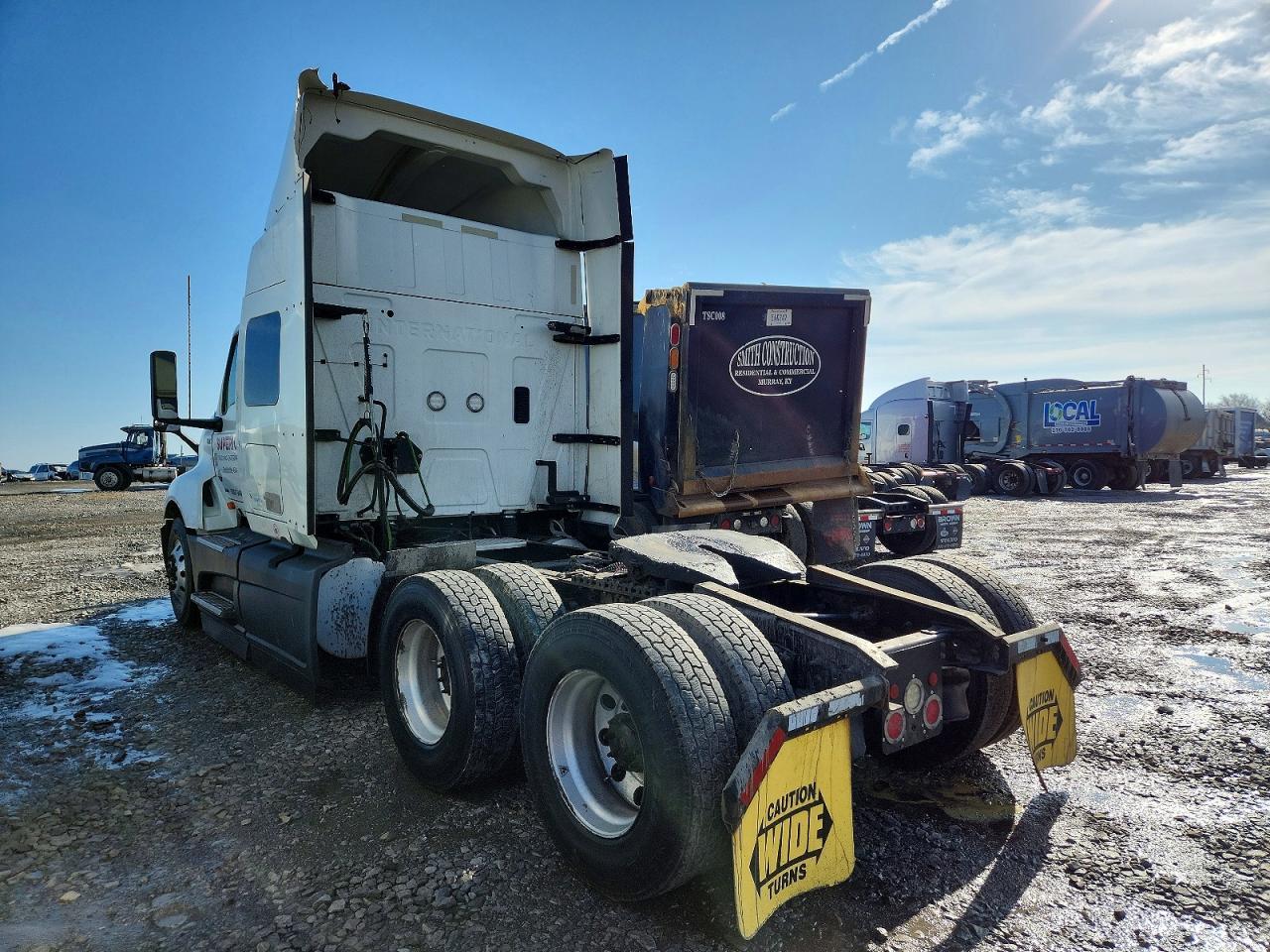 2021 International LT625