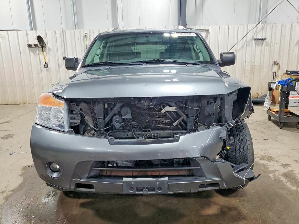 2015 Nissan Armada sv