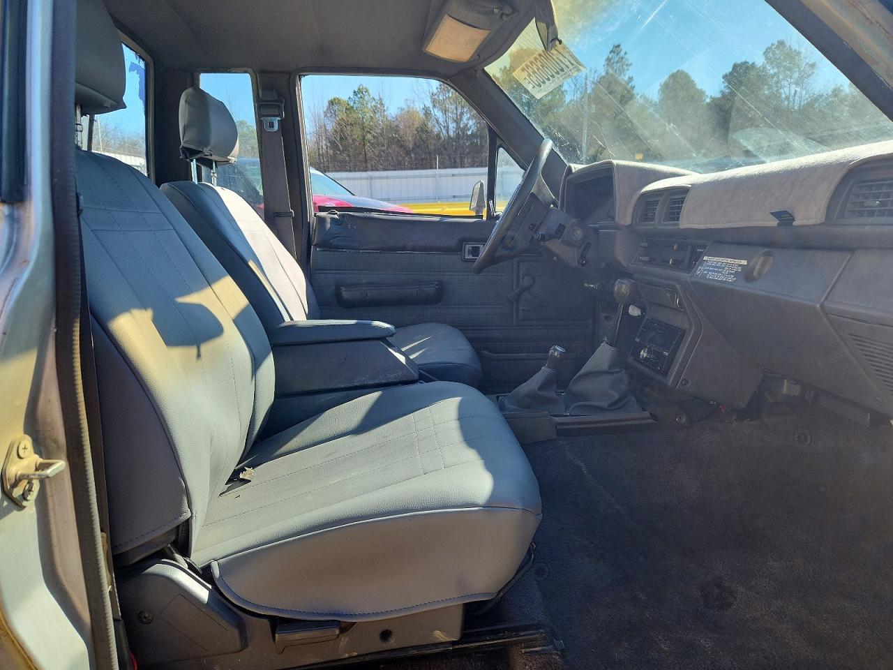 1987 Toyota Pickup SR5