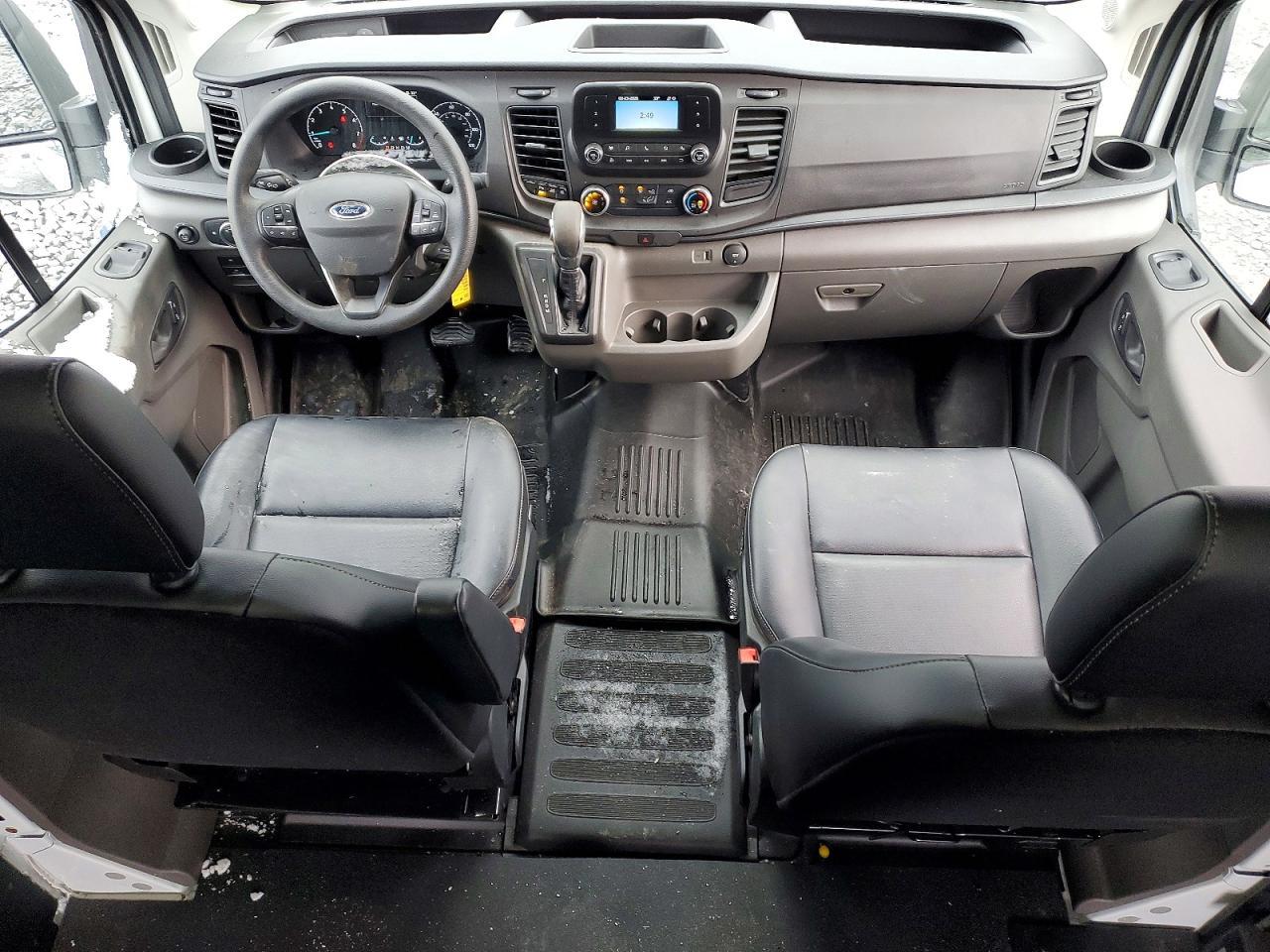 2025 Ford Transit 250 Delivery Van