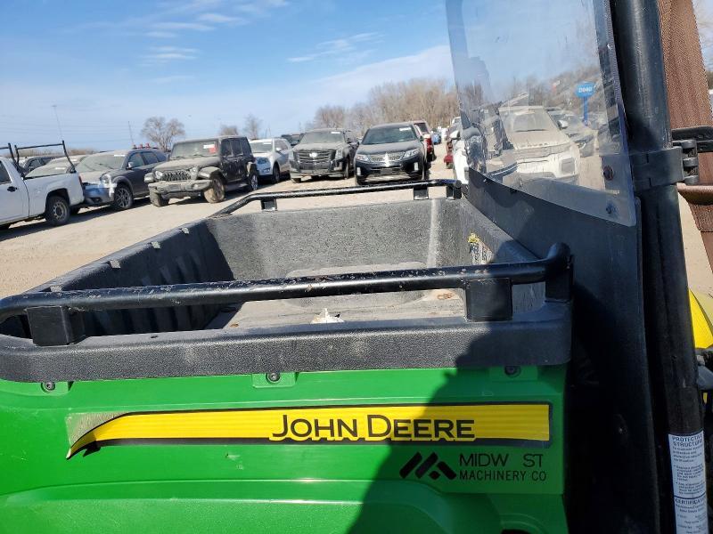 2017 John Deere XUV590E Utility Vehicle