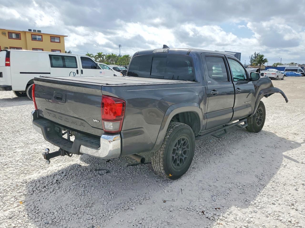 2019 Toyota Tacoma SR5 V6