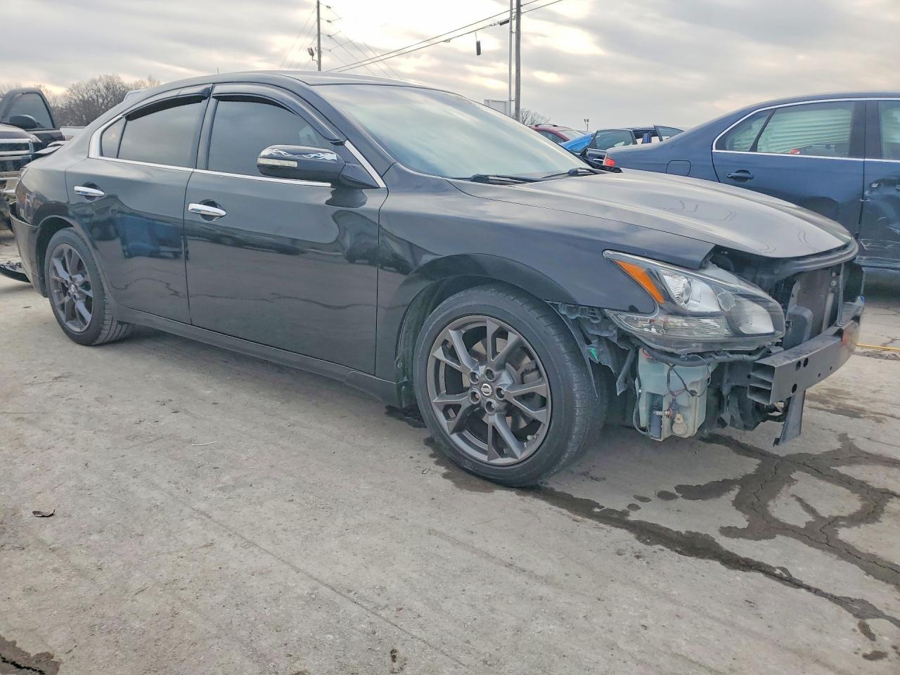 2014 Niss Maxima s
