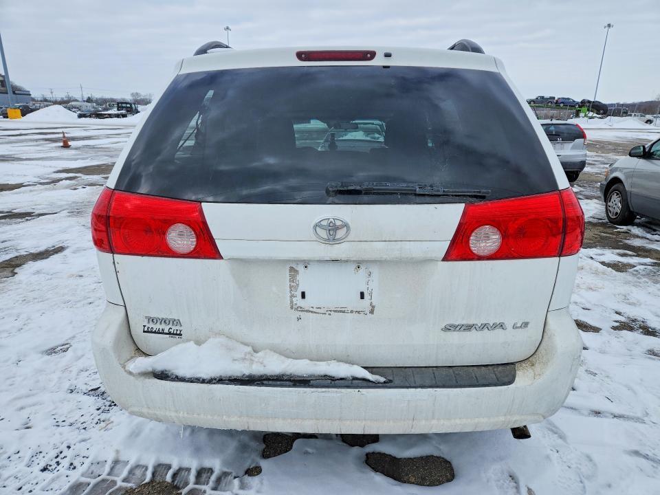 2010 Toyota Sienna