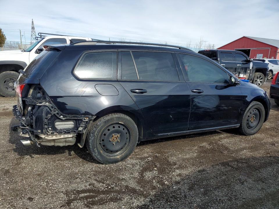 2017 Volkswagen Golf Sportwagen s