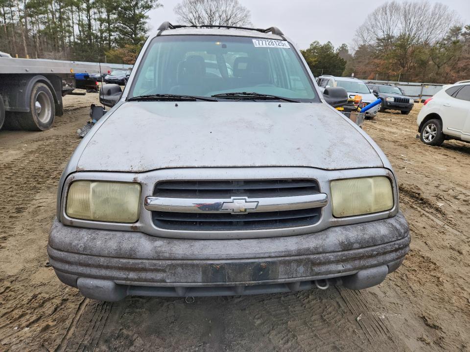 2002 Chev Tracker