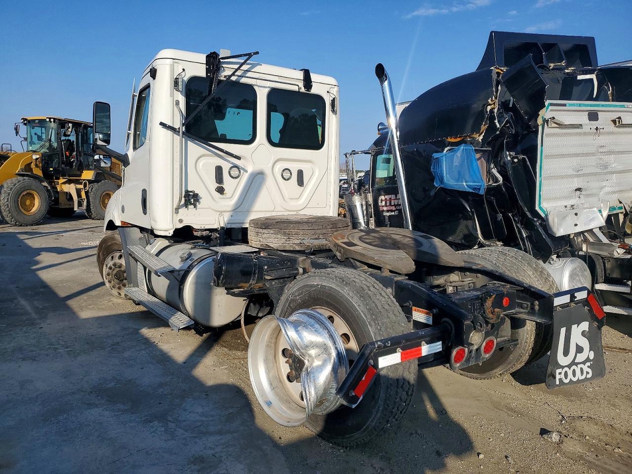 2020 Freightliner Cascadia 116
